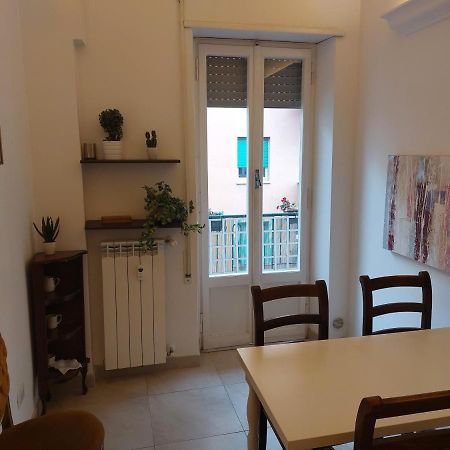 Casa Giova: Bilocale Con Balcone Al Gianicolo Appartement Rome Buitenkant foto